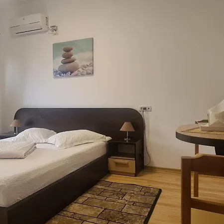 De Vie Estival Vendégház 3*