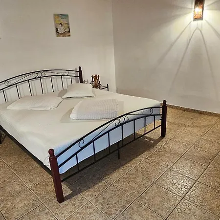 De Vie Estival Vendégház