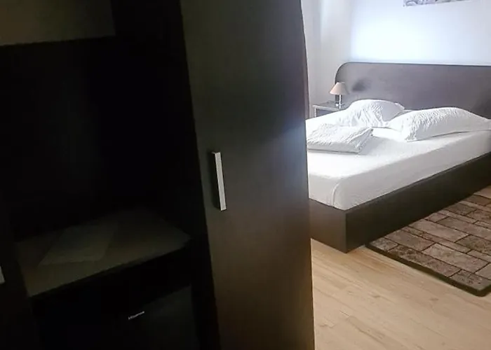 De Vie Estival Pensionat 3*