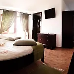 Konukevi De Vie Estival