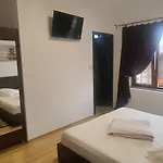 De Vie Estival Konukevi 3*